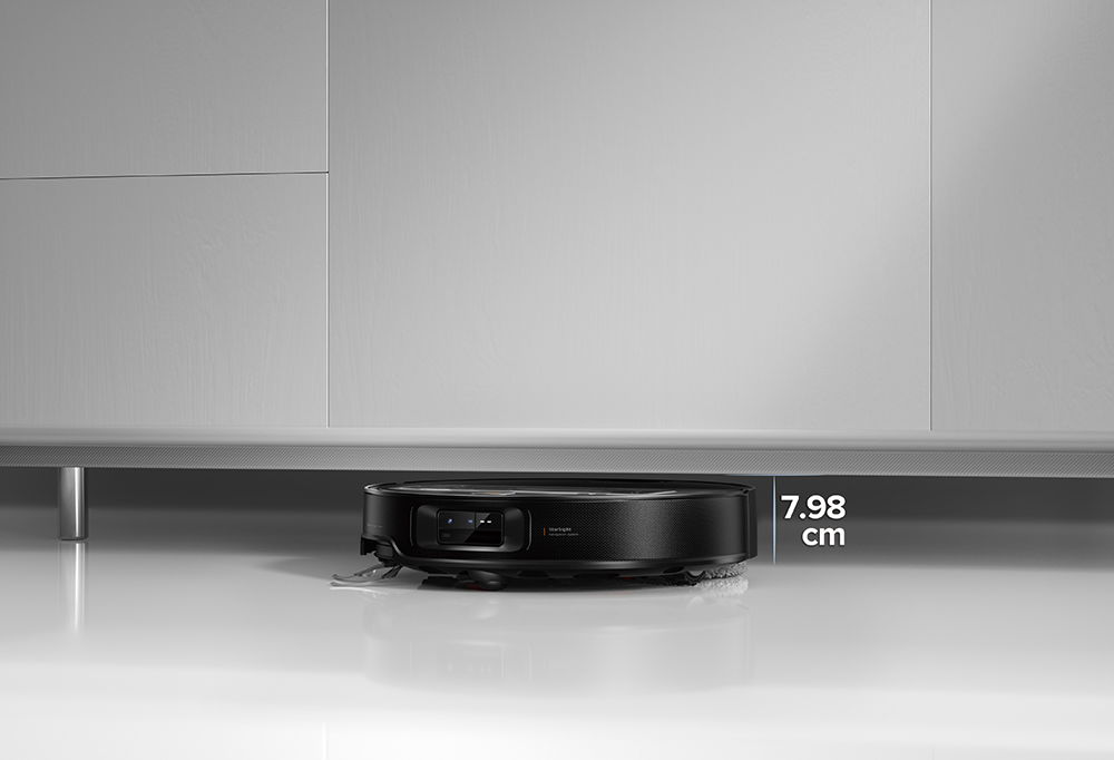 Roborock Saros Z70 Robot Vacuum Cleaner - Certified Refurbished
